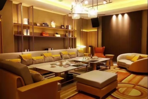 益阳S2国潮酒吧招聘,湖南益阳酒吧招聘接待/礼宾员