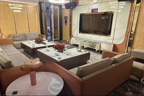 嘉兴凤凰城KTV招聘酒水促销员,高薪诚聘期待你的才华尽情展现